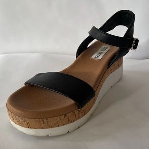 Steve Madden Platform Sandal